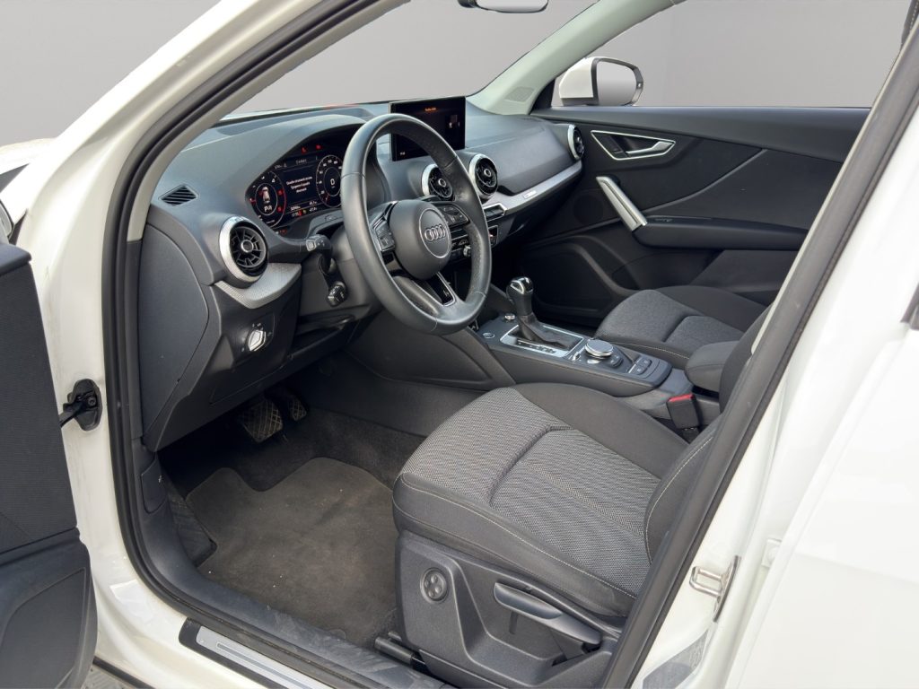 AUDI Q2 30 TDI S tronic - 7