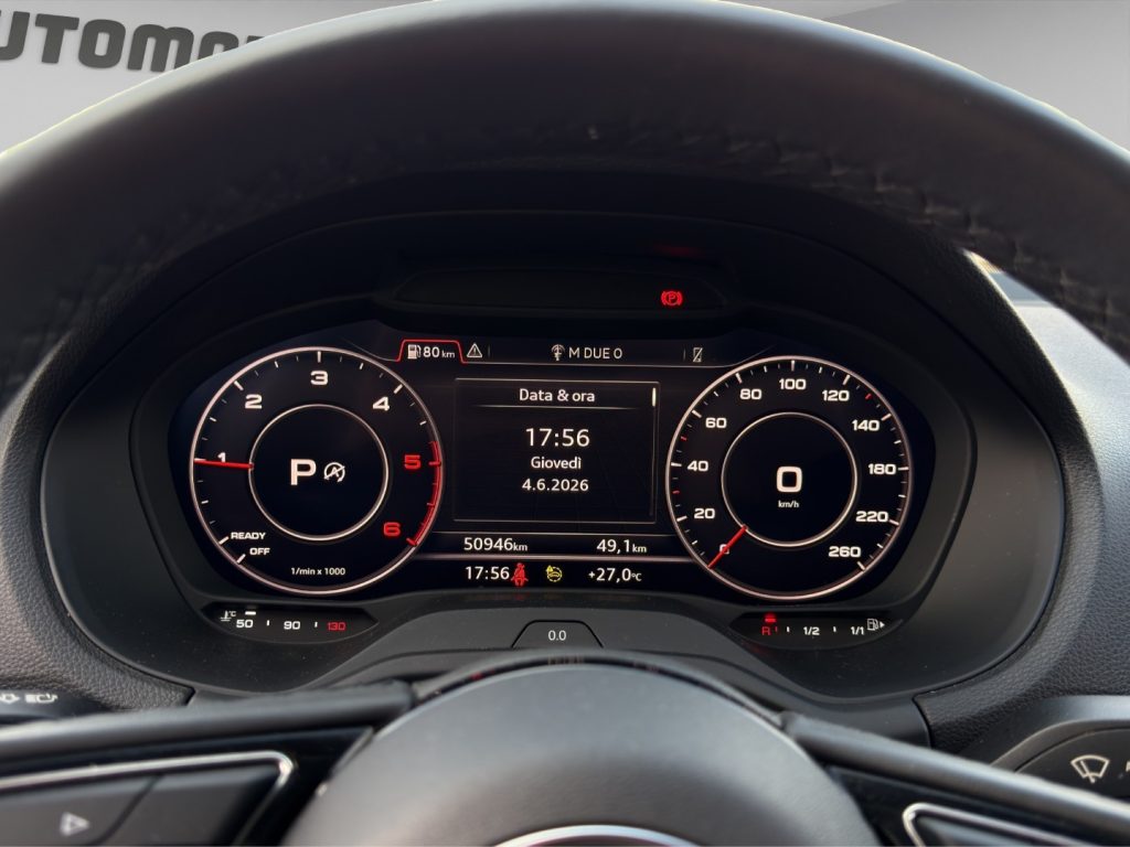 AUDI Q2 30 TDI S tronic - 12