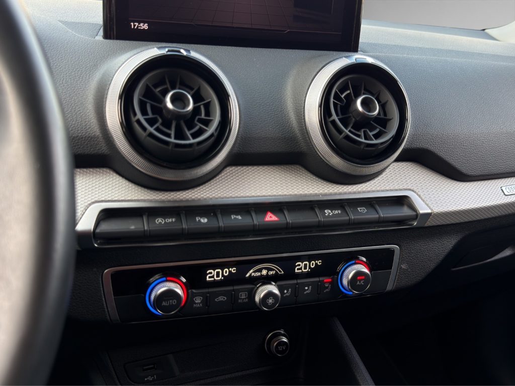 AUDI Q2 30 TDI S tronic - 13