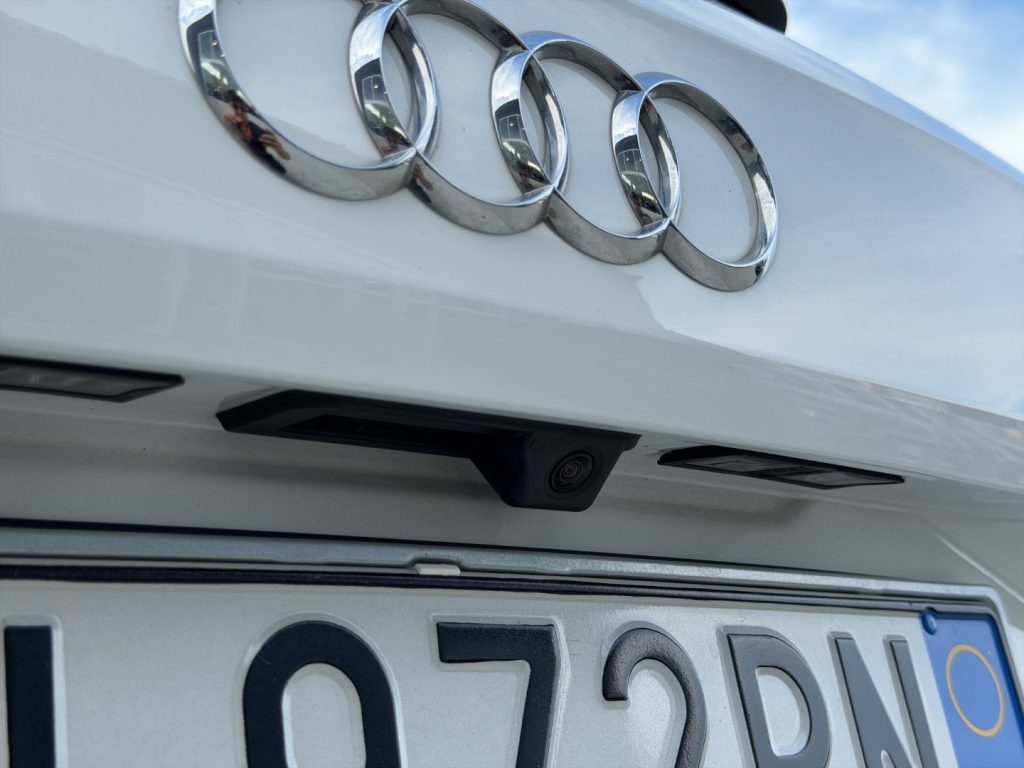 AUDI Q2 30 TDI S tronic - 17