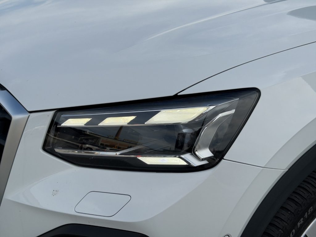AUDI Q2 30 TDI S tronic - 18