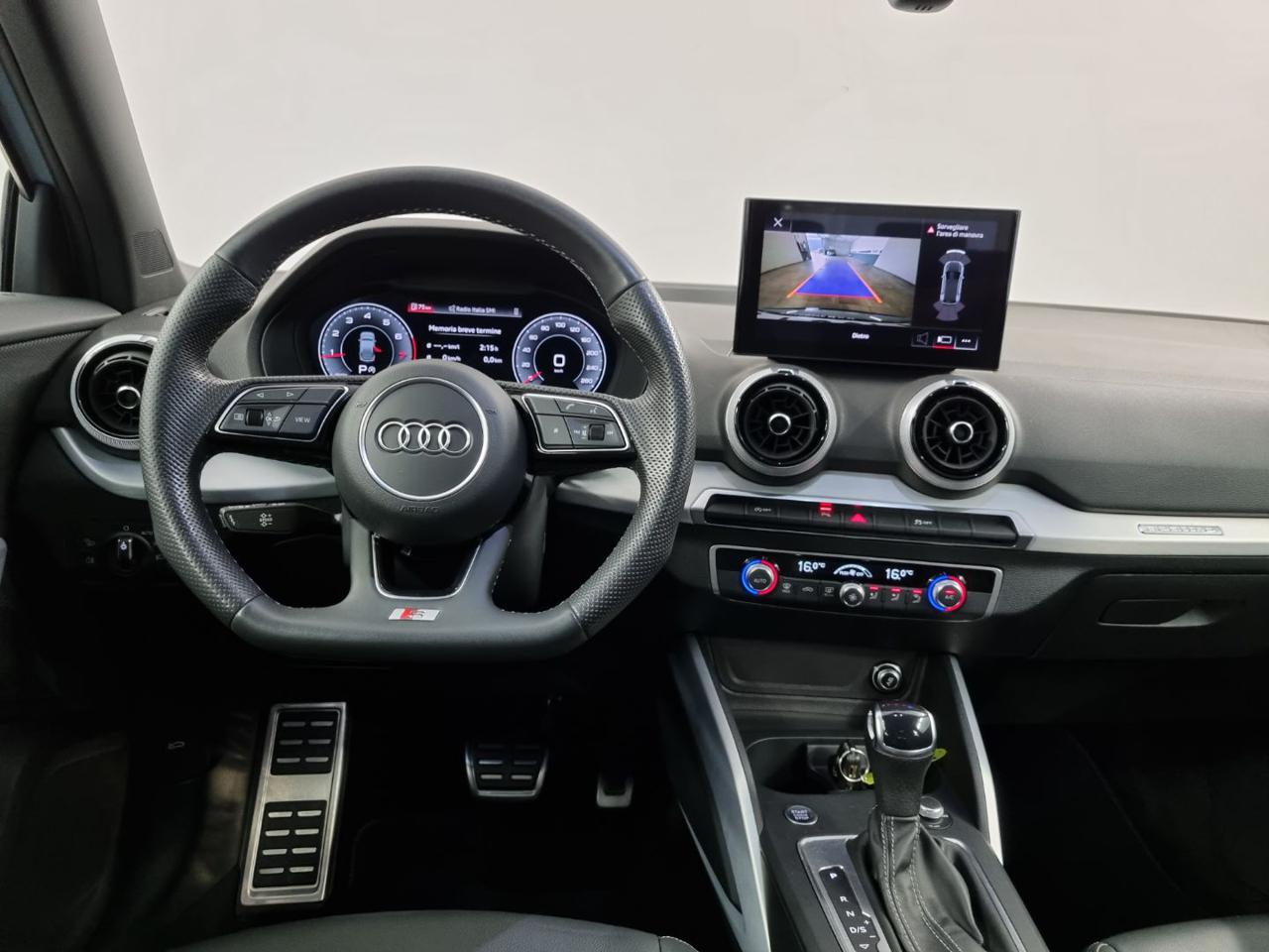 AUDI Q2 40 TFSI quattro S tronic  SLINE Identity Black - 32