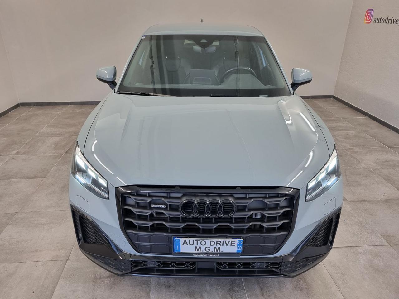 AUDI Q2 40 TFSI quattro S tronic  SLINE Identity Black - 14