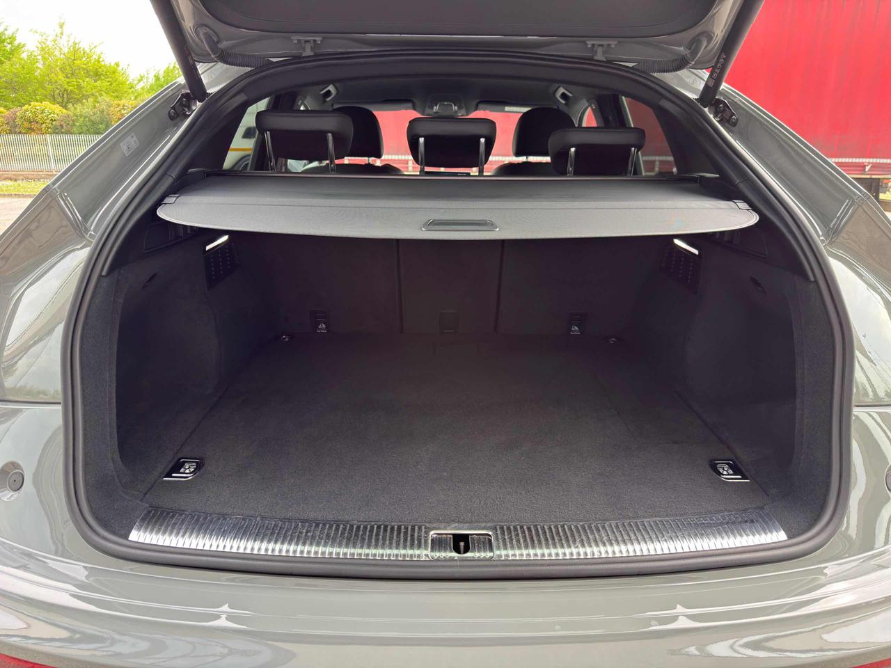 Clicca per ingrandire Q5 - SPB 50 TFSI e quattro Sline plus+IDENTITY BLACK