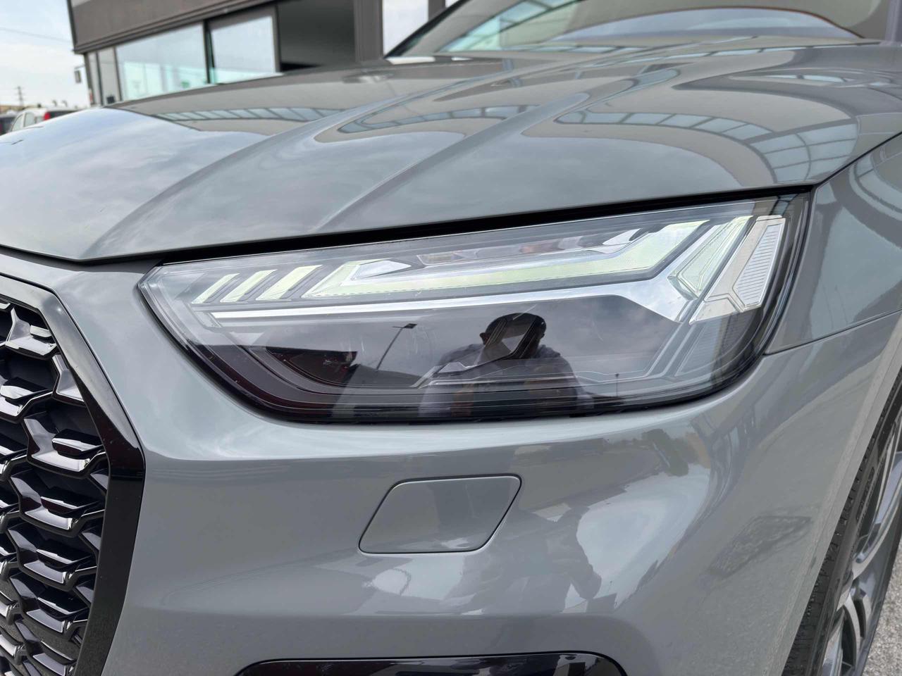 Clicca per ingrandire Q5 - SPB 50 TFSI e quattro Sline plus+IDENTITY BLACK