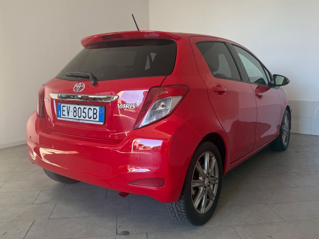 TOYOTA Yaris 1.3 5 porte Trend - 5