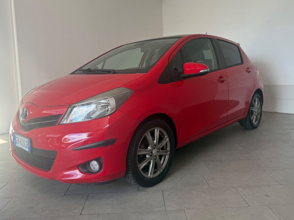 TOYOTA Yaris 1.3 5 porte Trend - 3