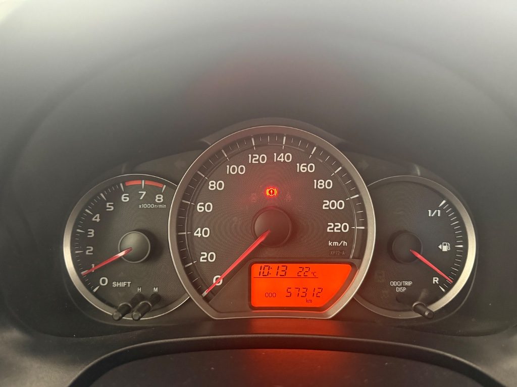 TOYOTA Yaris 1.3 5 porte Trend - 12