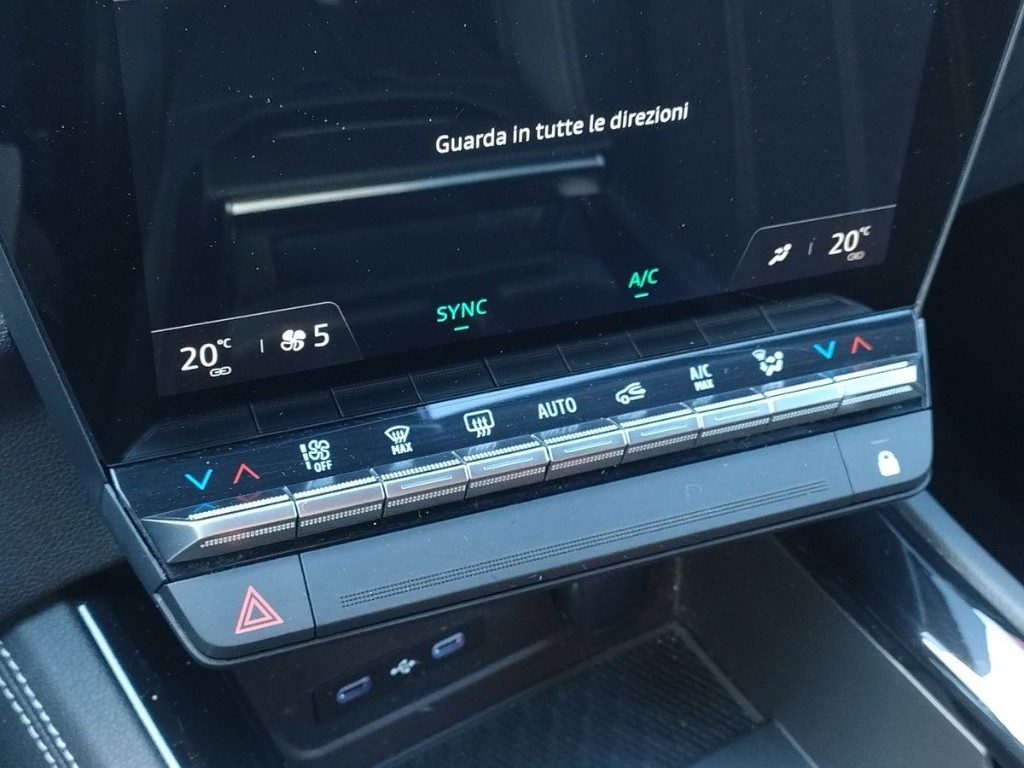 RENAULT Austral Austral Full Hybrid E-Tech 200 CV Techno - 12