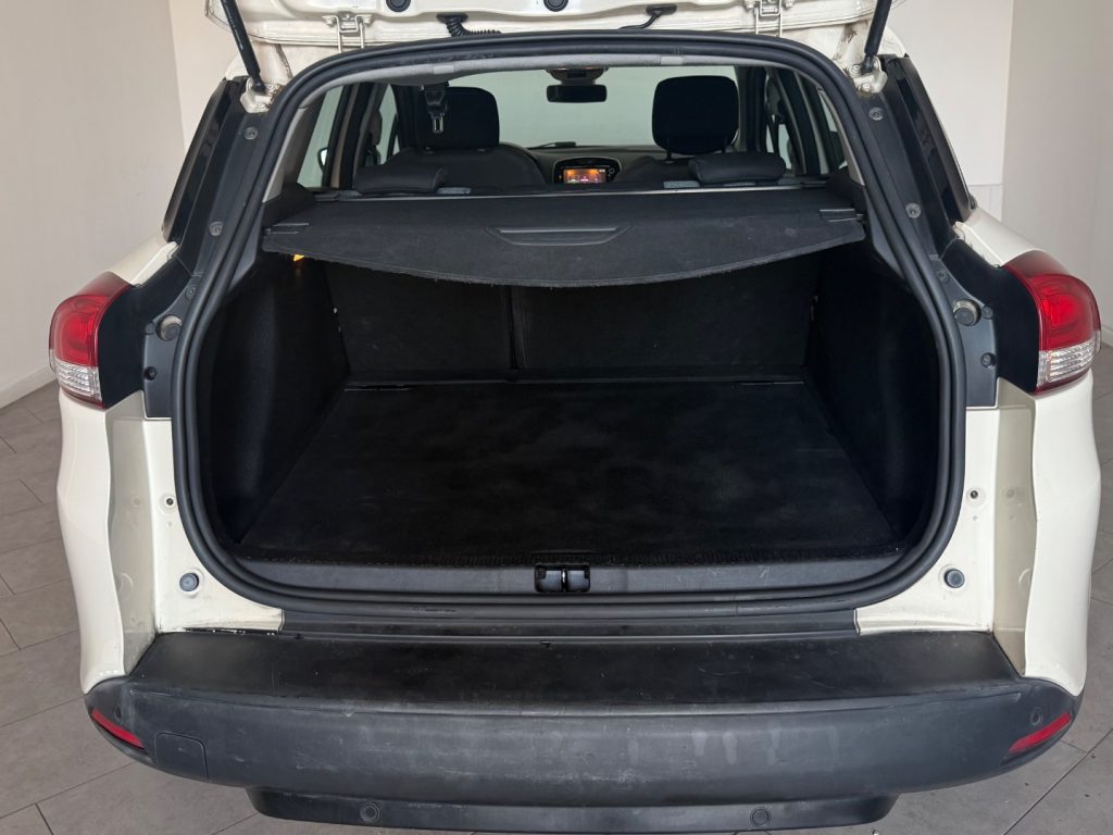 RENAULT Clio Sporter 1.2 75CV Intens - 7
