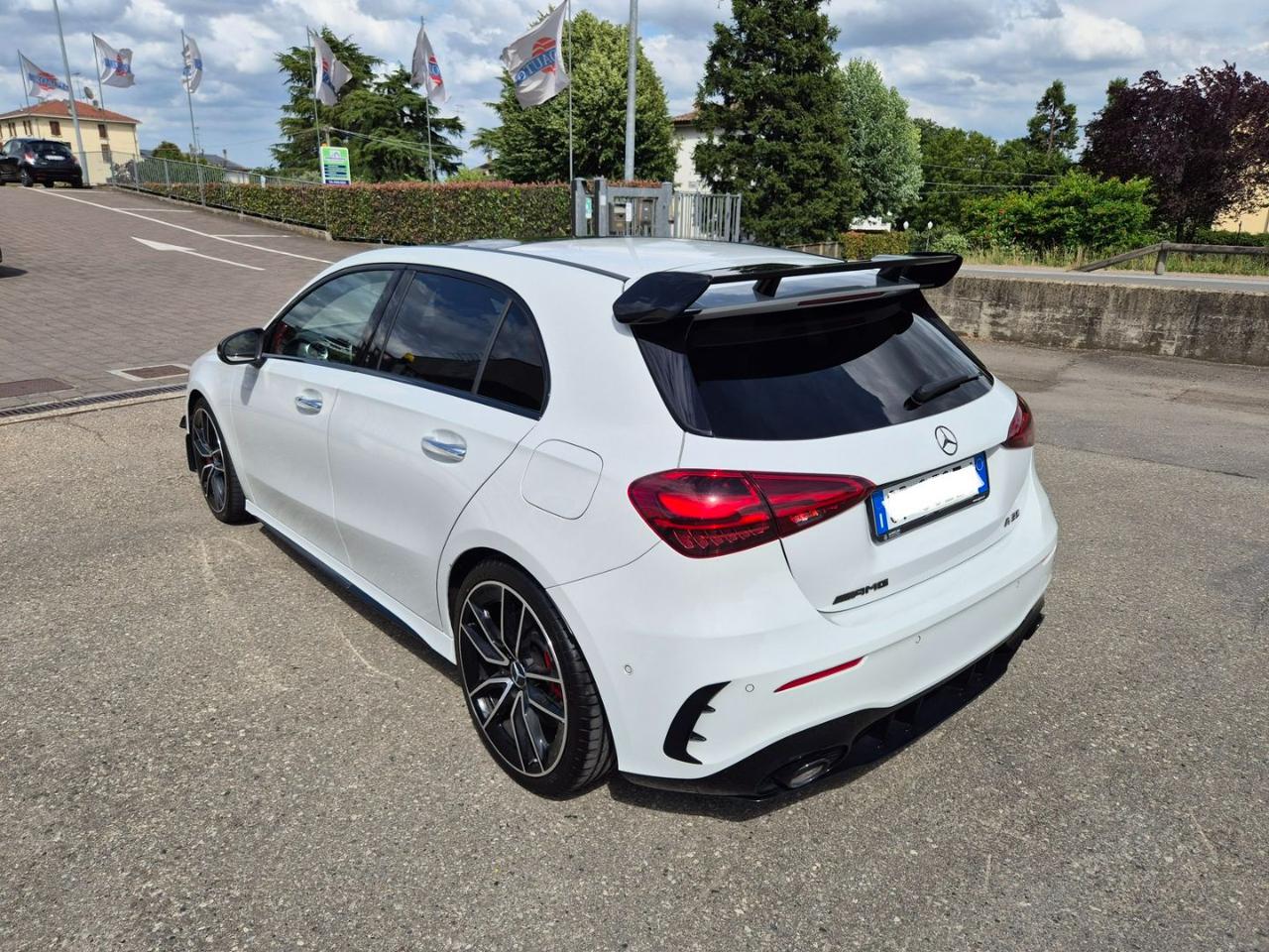 MERCEDES-BENZ A 35 AMG 4Matic Premium Plus - 9