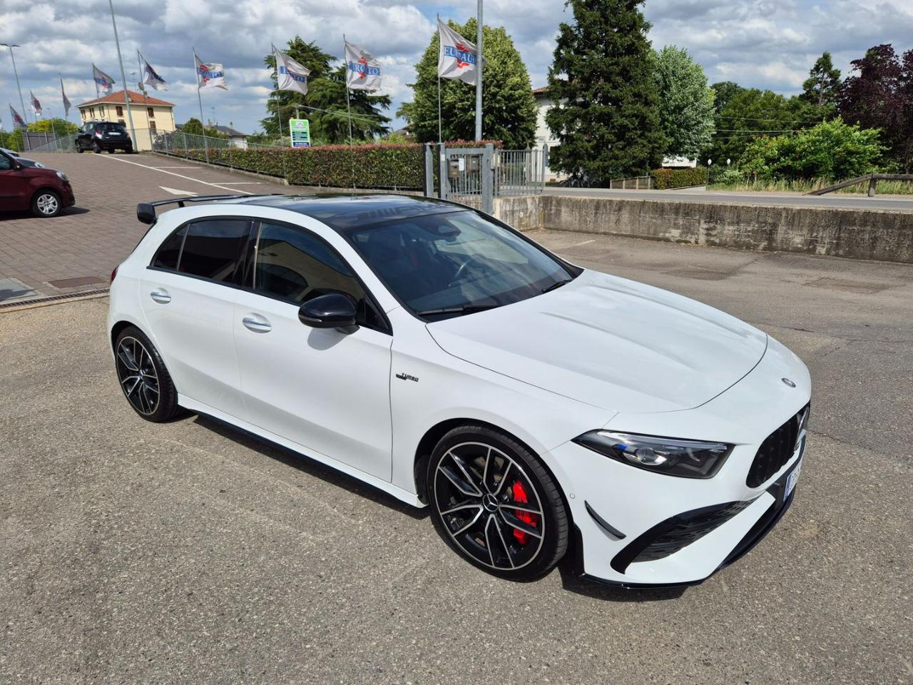 MERCEDES-BENZ A 35 AMG 4Matic Premium Plus - 5