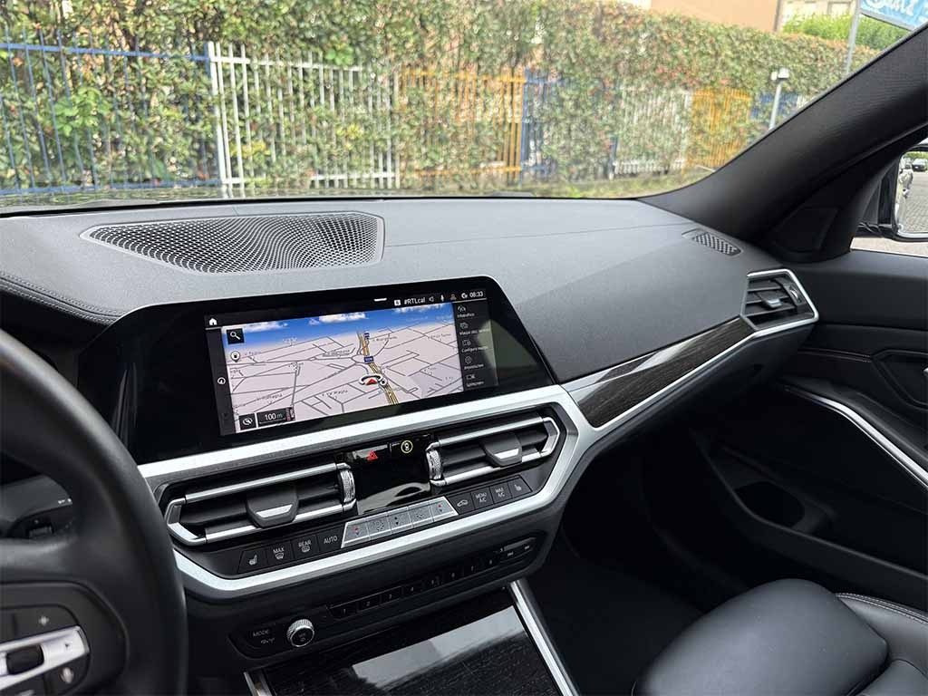 BMW 320 330 i xdrive Luxury BERLINA CILINDRATA 2.000 - 12