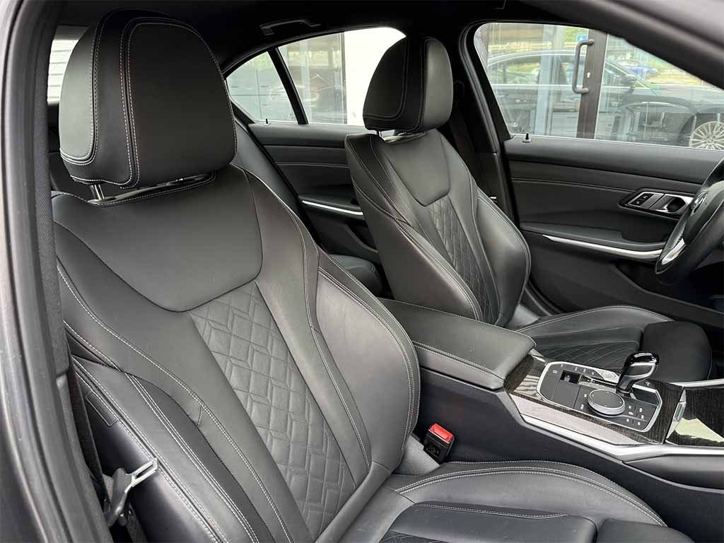 BMW 320 330 i xdrive Luxury BERLINA CILINDRATA 2.000 - 23