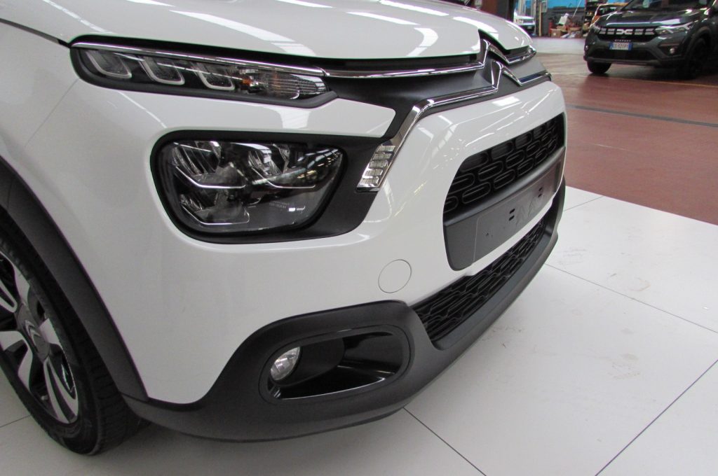 CITROEN C3 1.2 PureTech 83 S&S Shine - 17