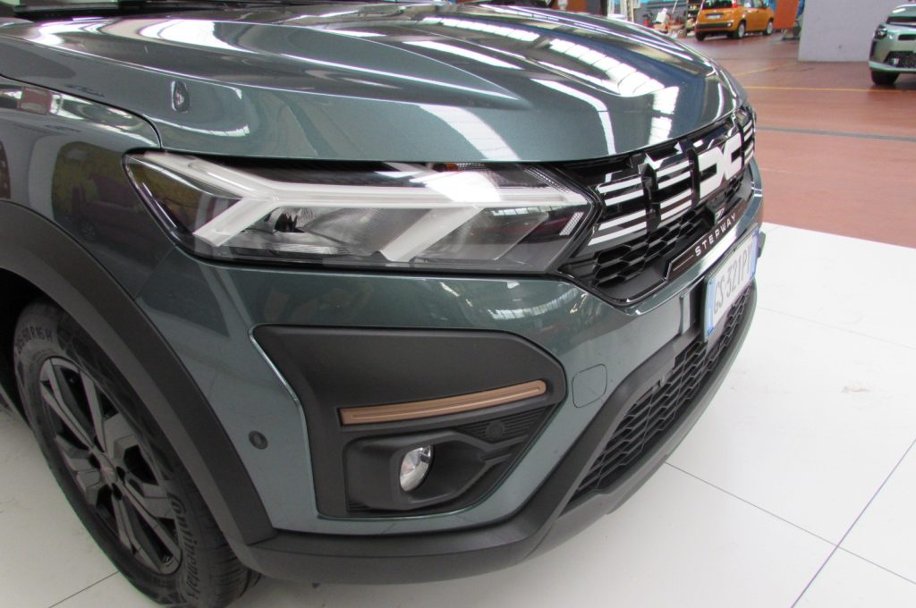 DACIA Sandero Stepway 1.0 TCe ECO-G Extreme - 17