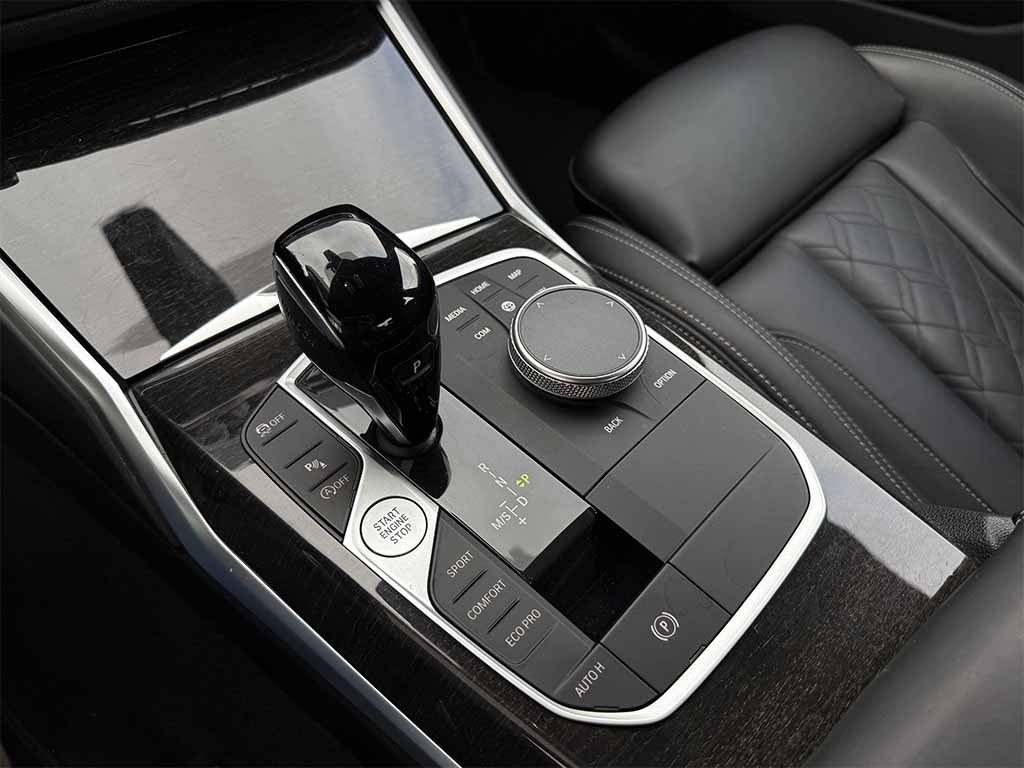 BMW 330 i xdrive Luxury BERLINA CILINDRATA 2.000 - 14