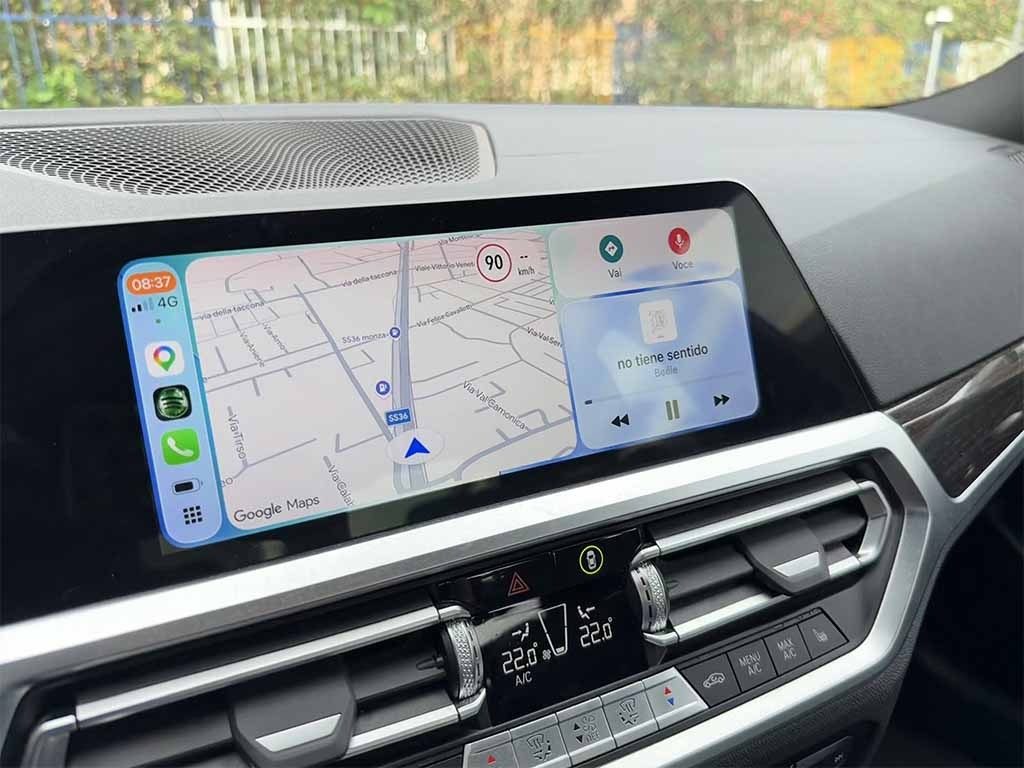 BMW 330 i xdrive Luxury BERLINA CILINDRATA 2.000 - 18