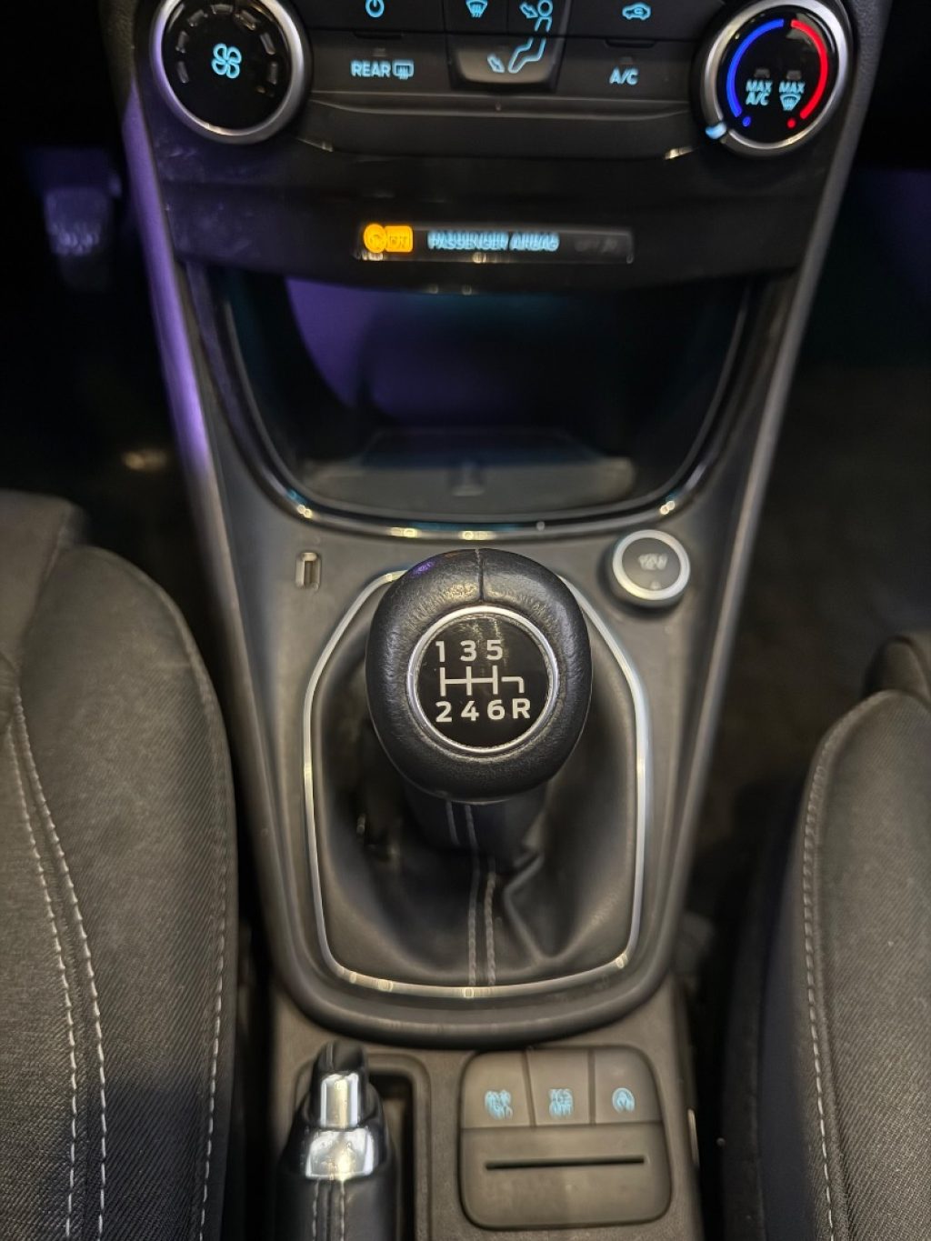 FORD Puma 1.0 EcoBoost Hybrid - 7