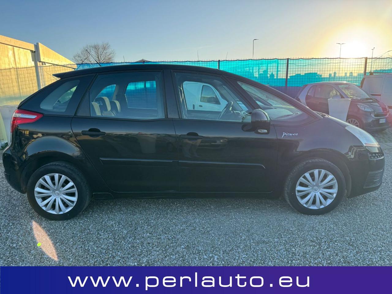 CITROEN C4 Picasso 1.6 HDi 110 FAP Elegance - 4