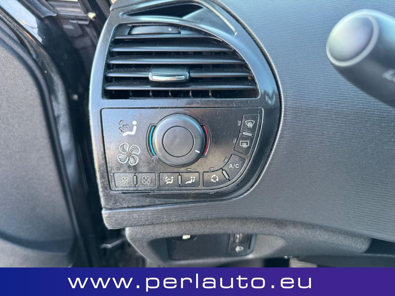CITROEN C4 Picasso 1.6 HDi 110 FAP Elegance - 10