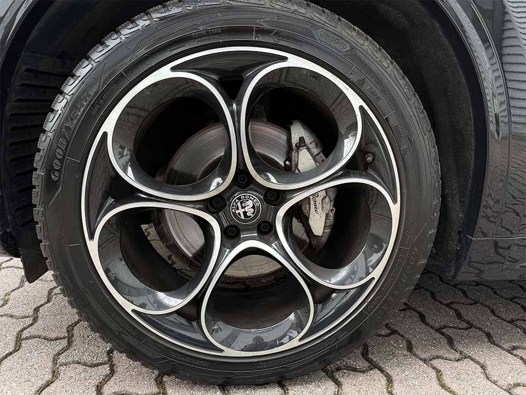 ALFA ROMEO Stelvio 2.2 t Veloce Q4 TELECAMERA CERCHI 20 IVA ESPOSTA - 12