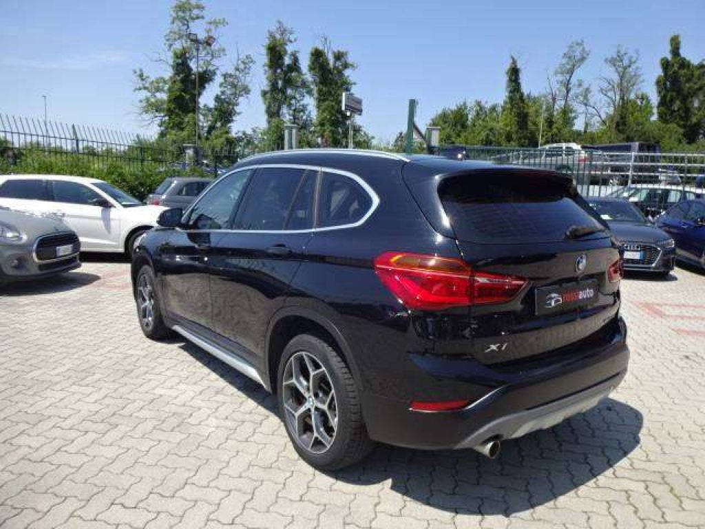 BMW X1 F48 sdrive18i Advantage 140cv auto 7m IVA ESPOSTA - 6