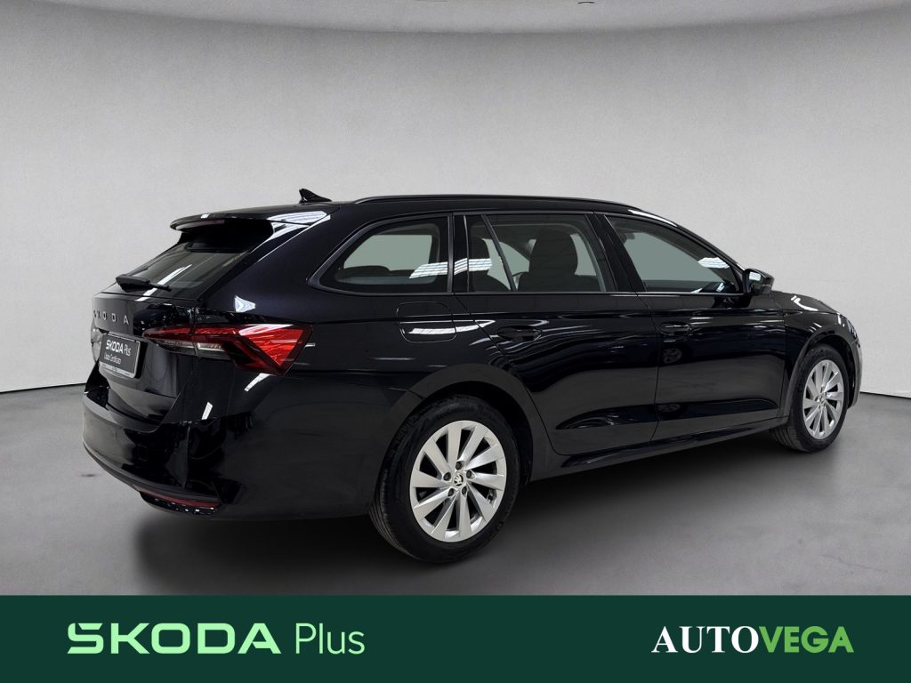 SKODA Octavia wagon 2.0 tdi executive 115cv - 4