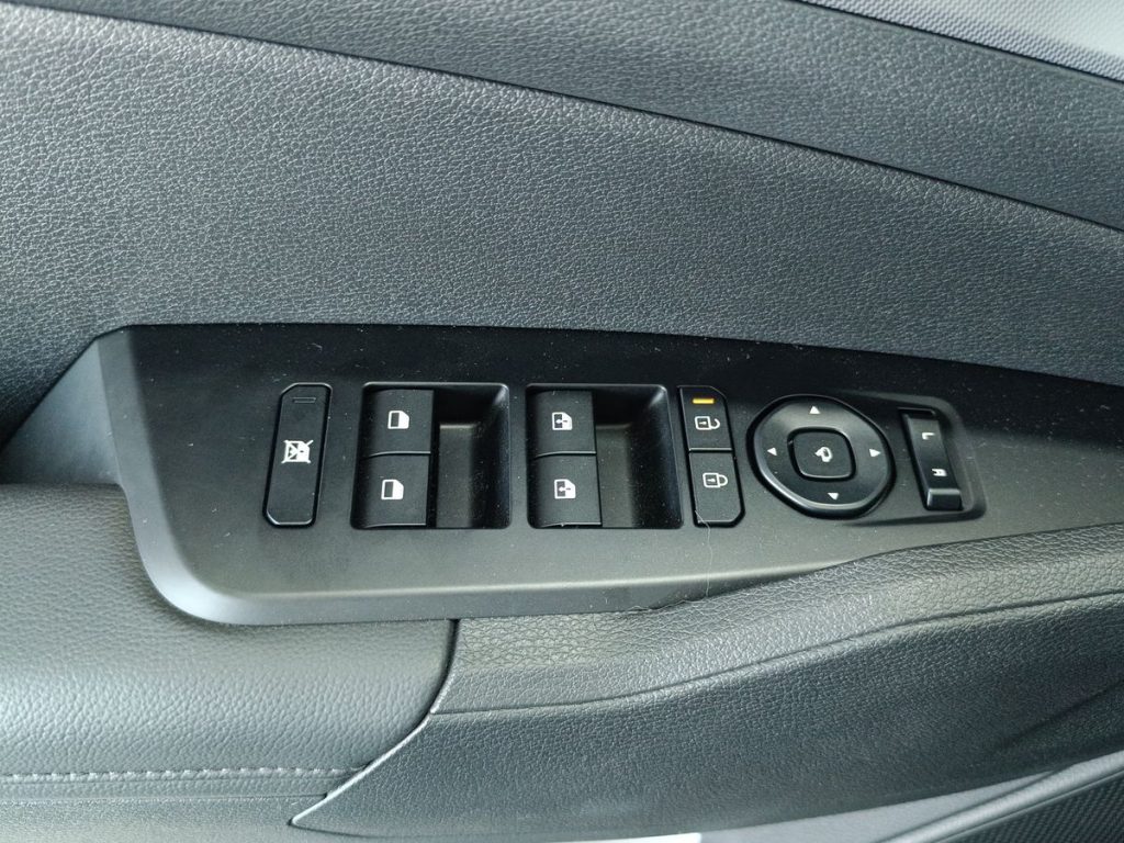KIA Sportage 1.6 CRDi MHEV DCT Style - 20