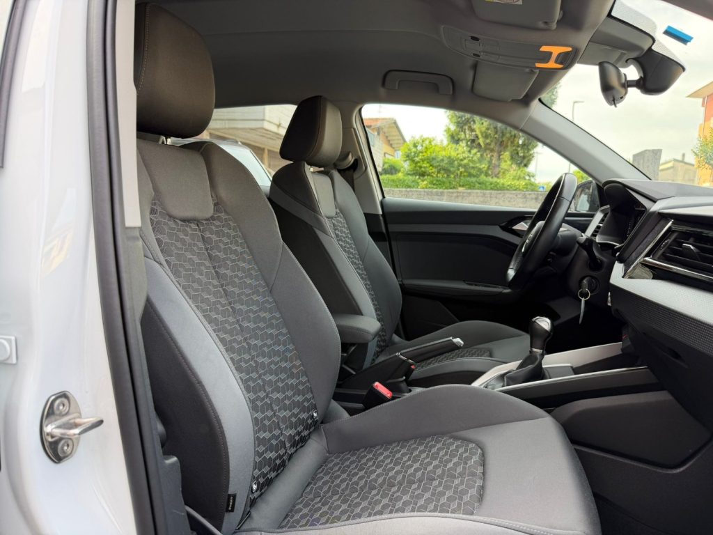 AUDI A1 SPB 25 TFSI S line edition - 12
