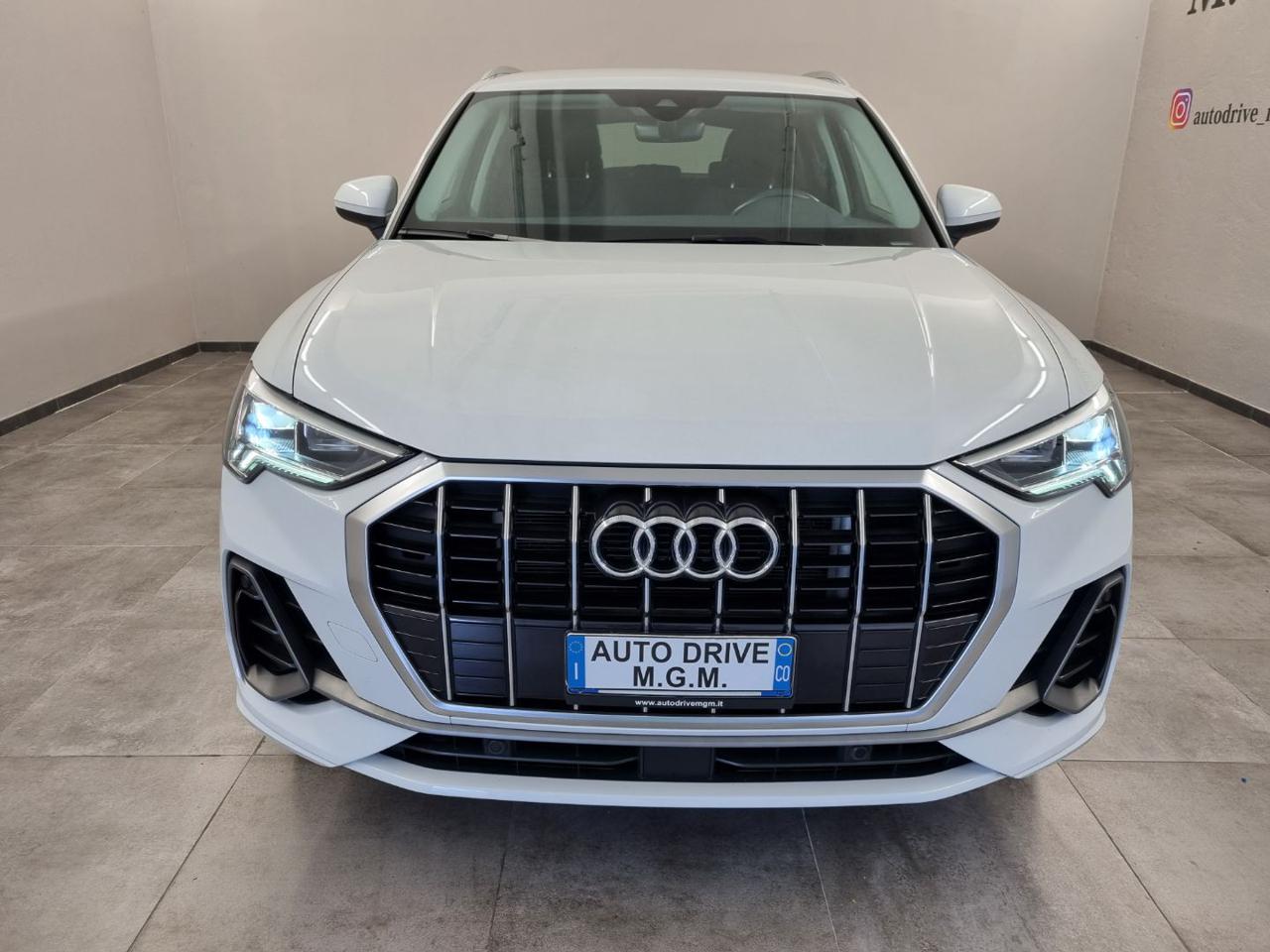AUDI Q3 45 TFSI e S tronic S line edition - 11