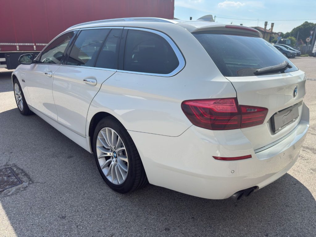 Clicca per ingrandire 520 - d Touring Luxury Solo per Commercianti