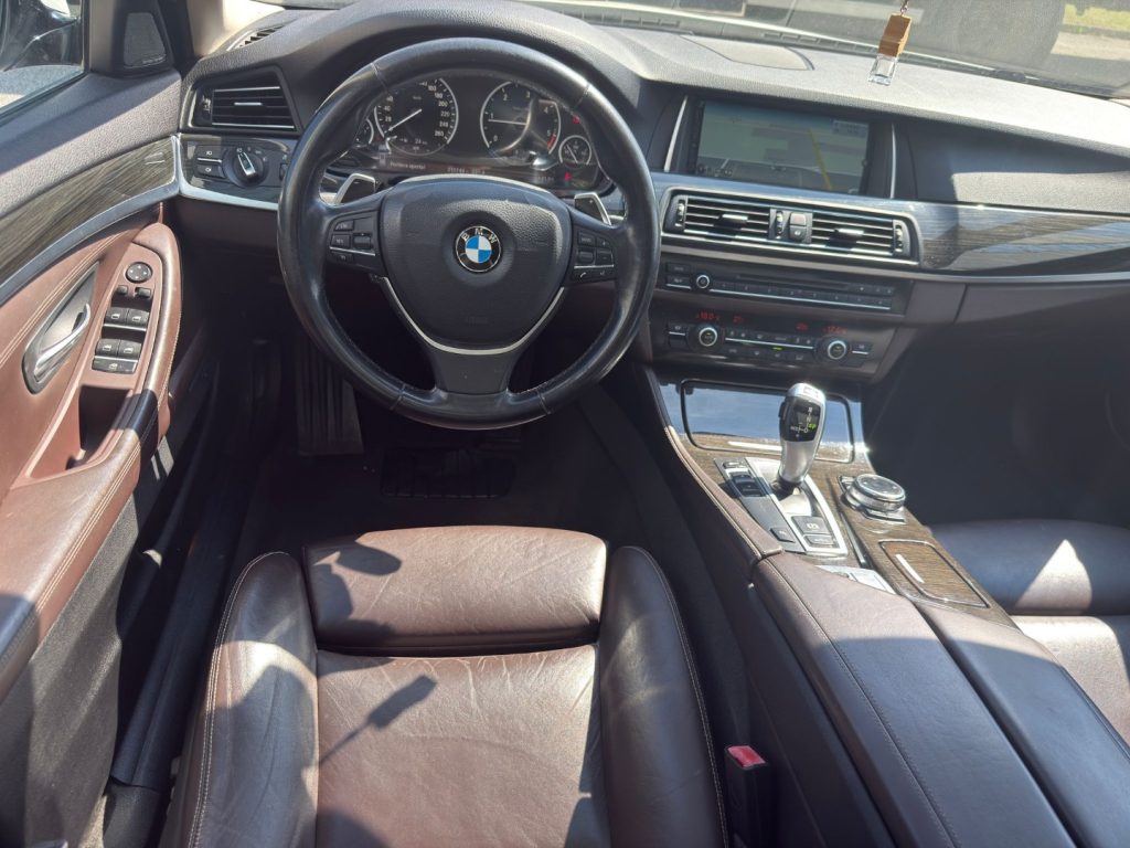 Clicca per ingrandire 520 - d Touring Luxury Solo per Commercianti
