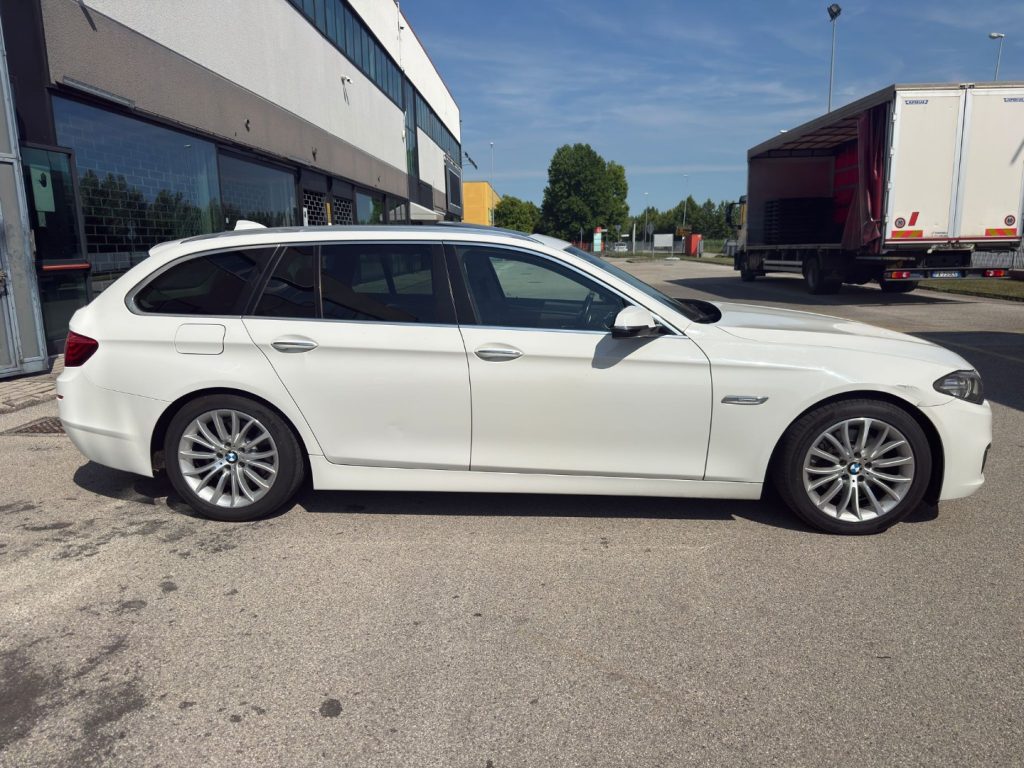 Clicca per ingrandire 520 - d Touring Luxury Solo per Commercianti