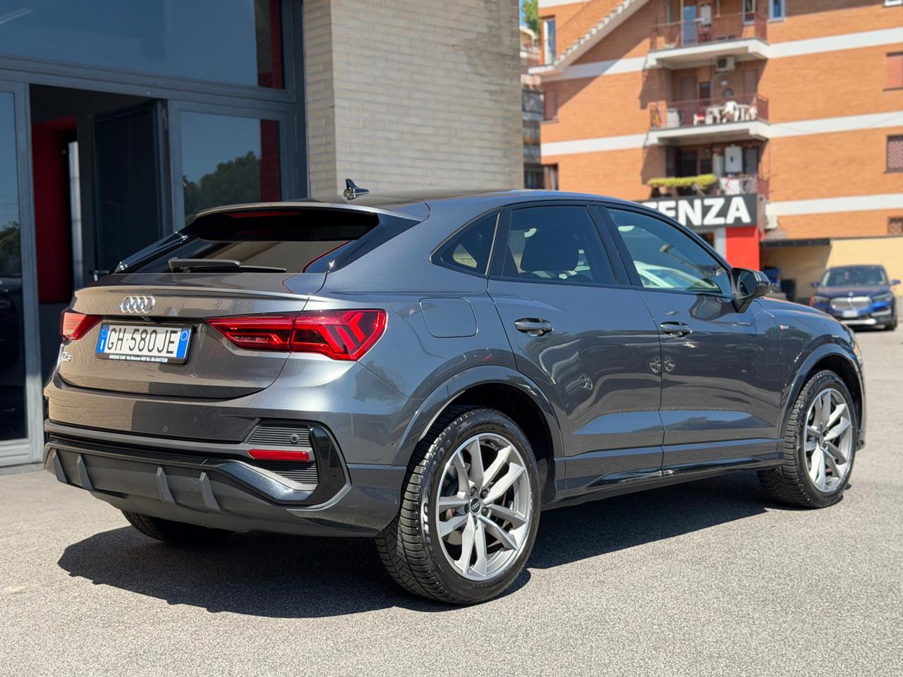 AUDI Q3 SPB 35 TDI S tronic S line edition - 7