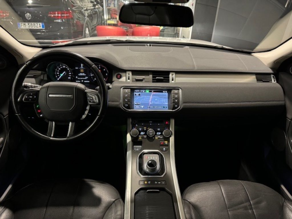 Clicca per ingrandire Range Rover Evoque - 2.0 TD4 150 CV 5p. HSE Dynamic ***SENZA VINCOLI***