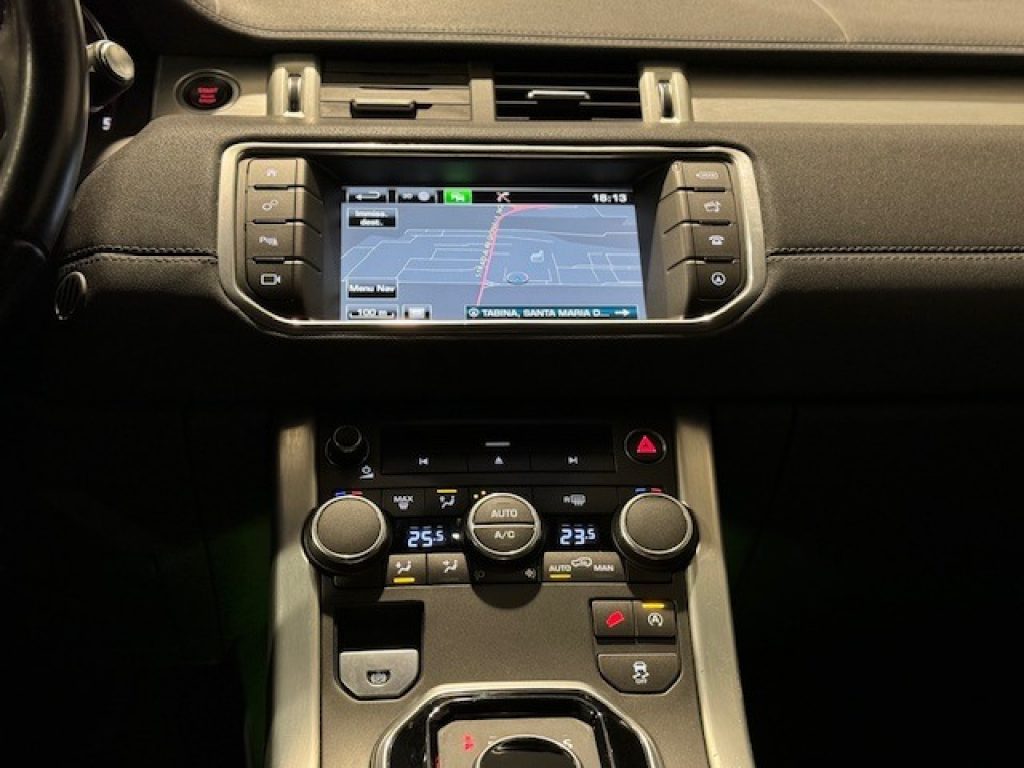 Clicca per ingrandire Range Rover Evoque - 2.0 TD4 150 CV 5p. HSE Dynamic ***SENZA VINCOLI***
