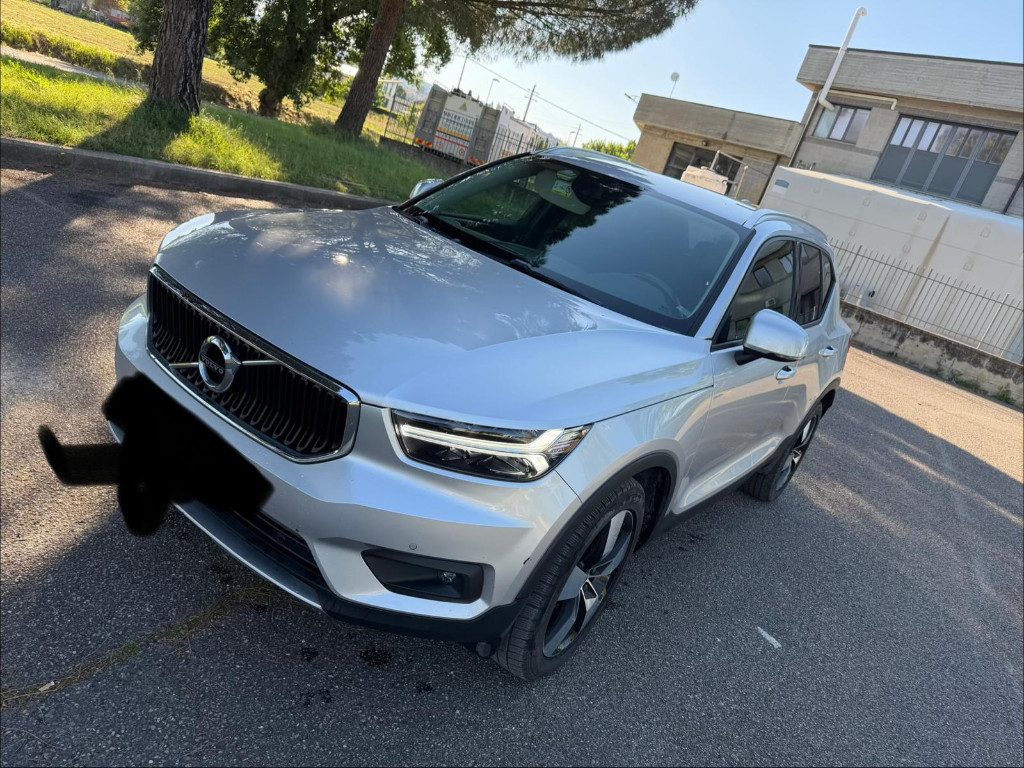 VOLVO XC40 D3 Geartronic Momentum - 3