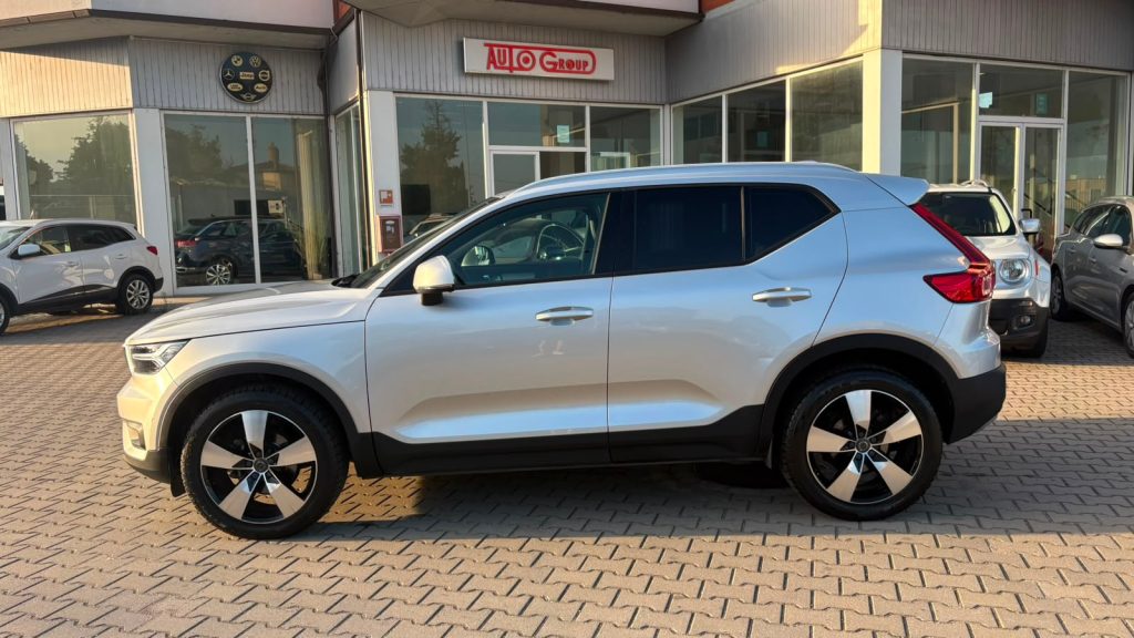 VOLVO XC40 D3 Geartronic Momentum - 5