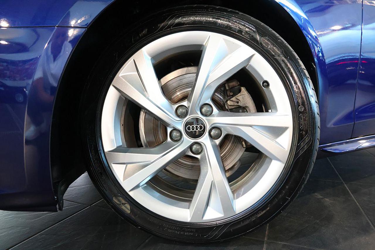 AUDI A4 35 TFSI Avant S-Tronic S-Line - 6