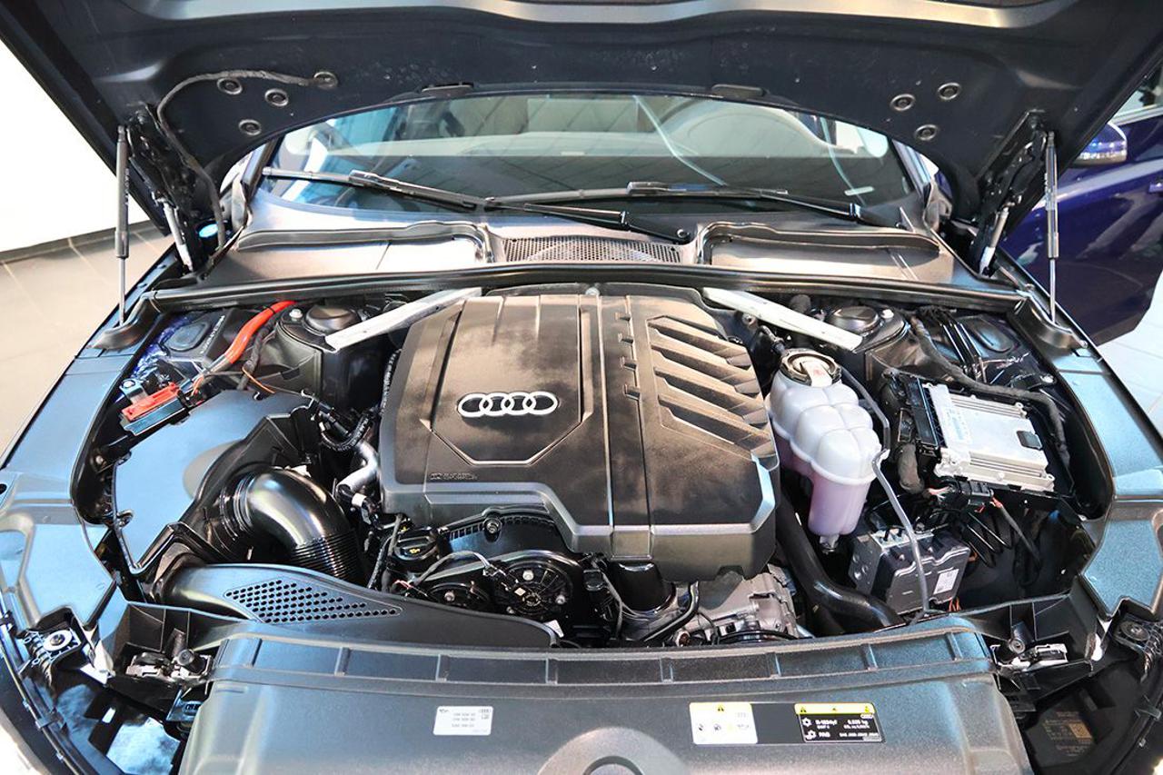 AUDI A4 35 TFSI Avant S-Tronic S-Line - 11