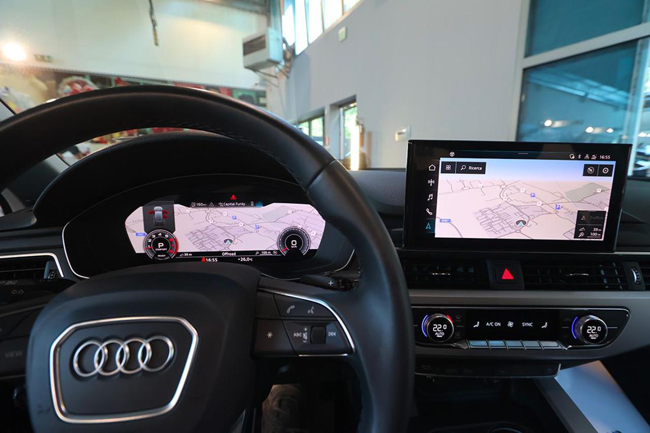 AUDI A4 35 TFSI Avant S-Tronic S-Line - 34