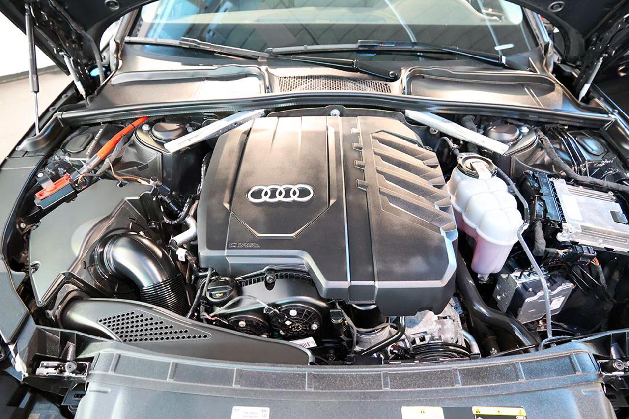 AUDI A4 40 TFSI Avant S-Tronic Business Advanced - 11
