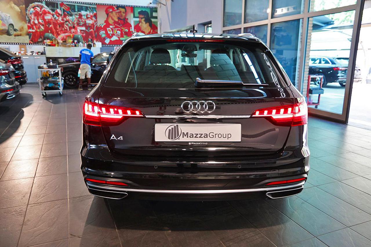 AUDI A4 40 TFSI Avant S-Tronic Business Advanced - 8