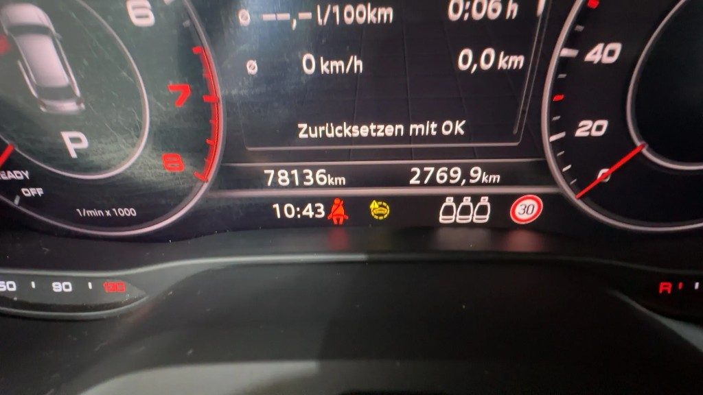 AUDI Q2 35 TFSI S tronic Business Advanced - 3
