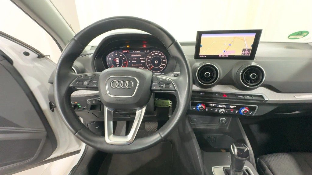 AUDI Q2 35 TFSI S tronic Business Advanced - 4