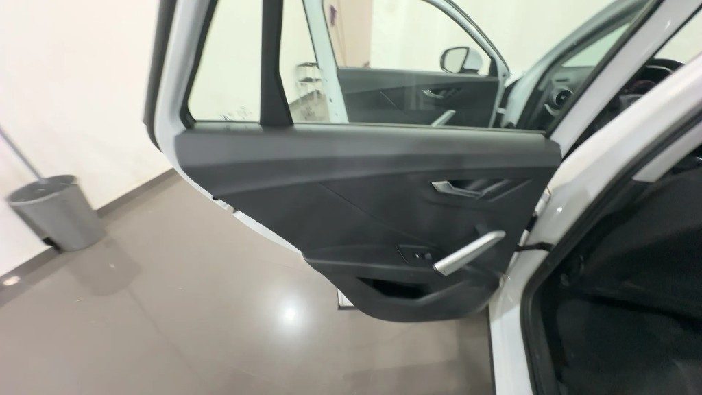 AUDI Q2 35 TFSI S tronic Business Advanced - 5