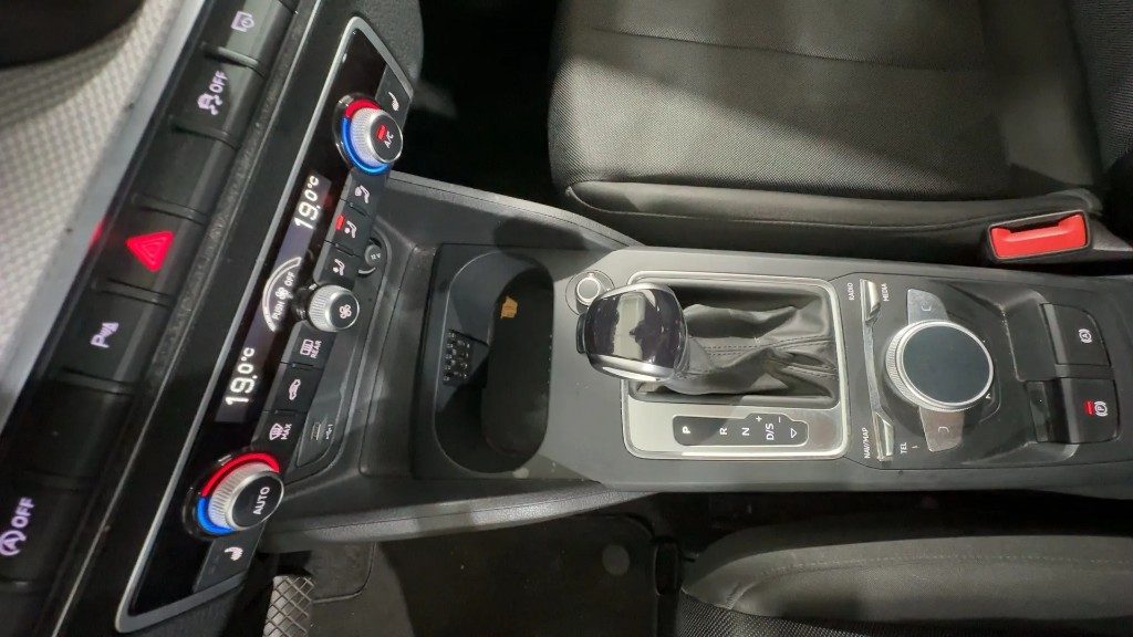 AUDI Q2 35 TFSI S tronic Business Advanced - 8