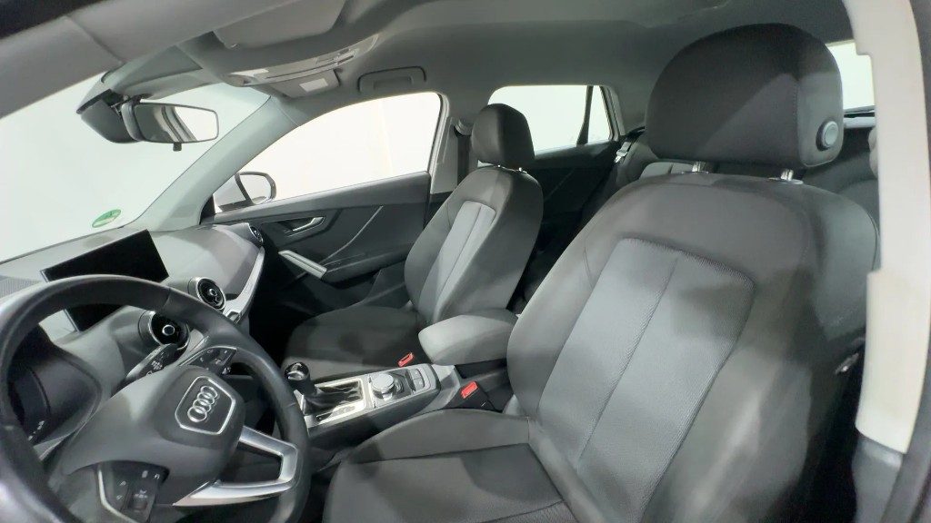 AUDI Q2 35 TFSI S tronic Business Advanced - 10