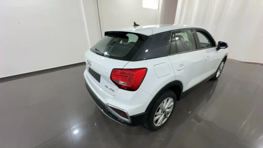 AUDI Q2 35 TFSI S tronic Business Advanced - 17